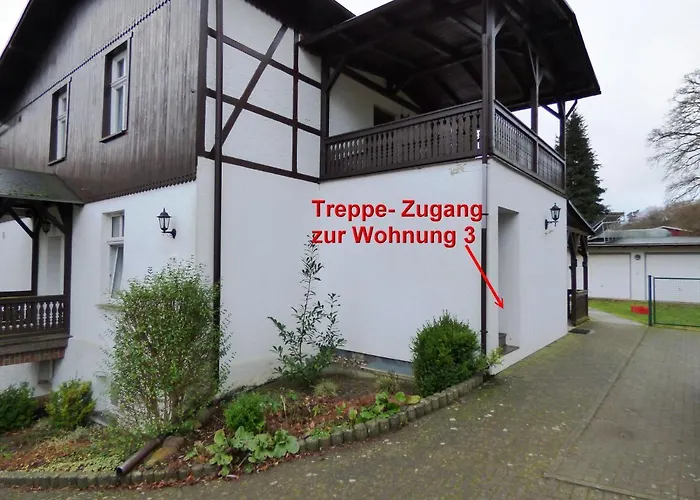 Apartment Sonnige-ferienwohnung-100qm-im-1-obergeschoss-der-villa-walhall-in-einem-parkaehnlichen-garten